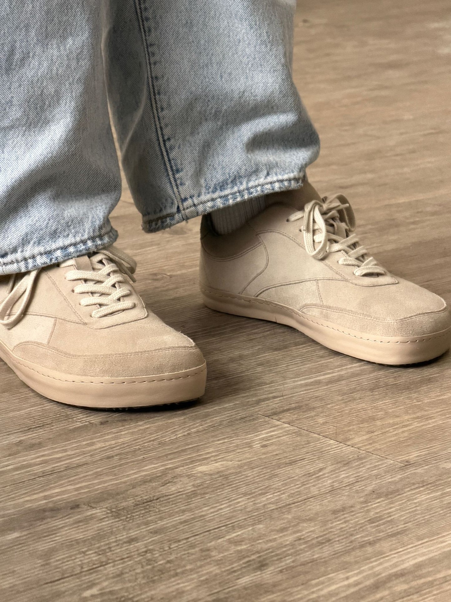 Suave Suede
